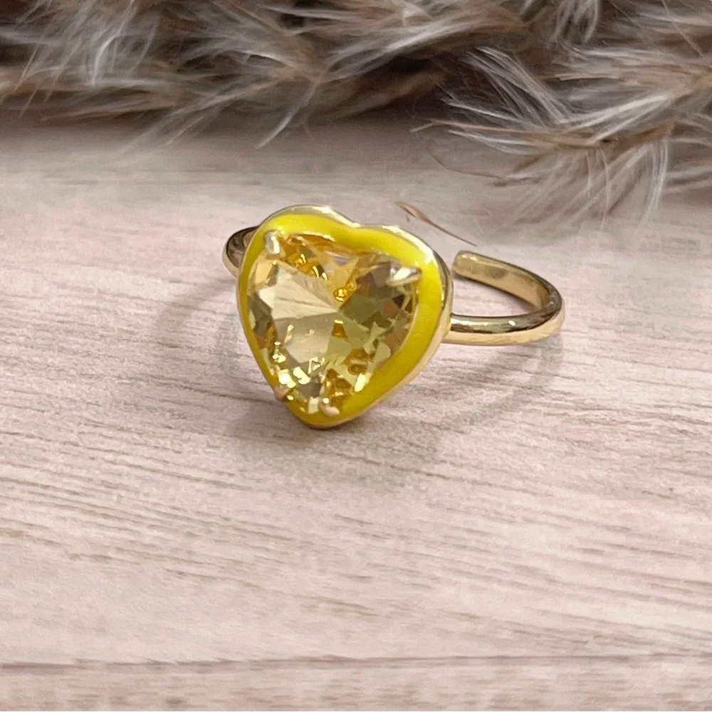 Amour Rings Collection - Picture 8 of 12